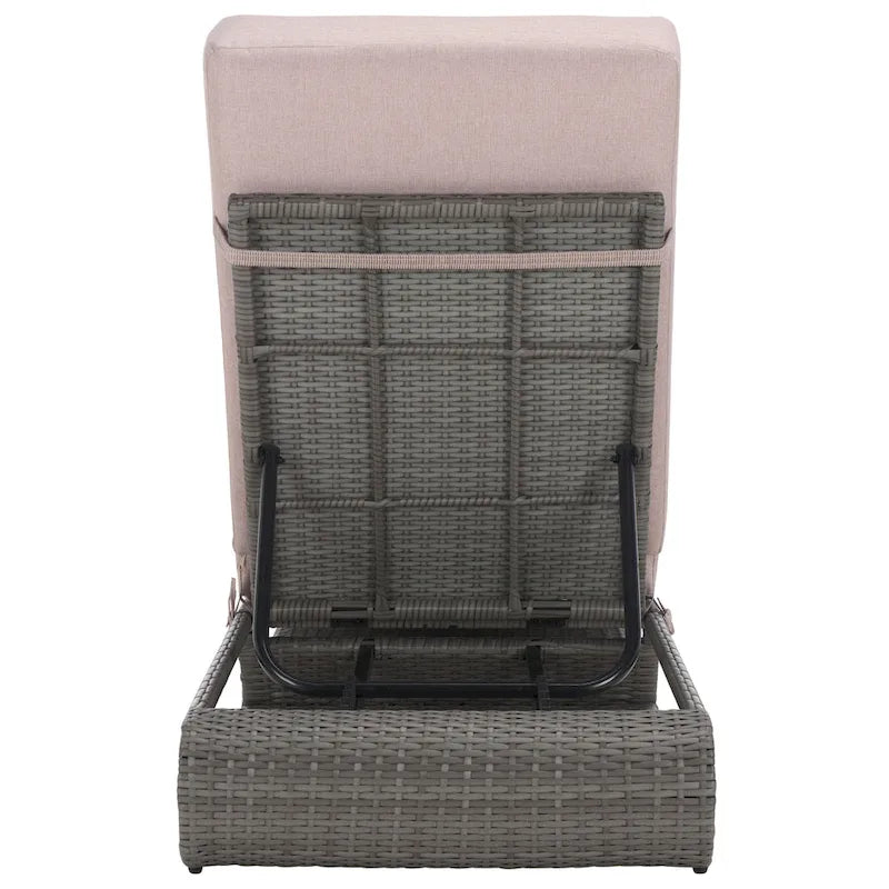 SAFAVIEH Outdoor Vale Chaise Lounge Chair with Cushion - 24W x 78D x 31H