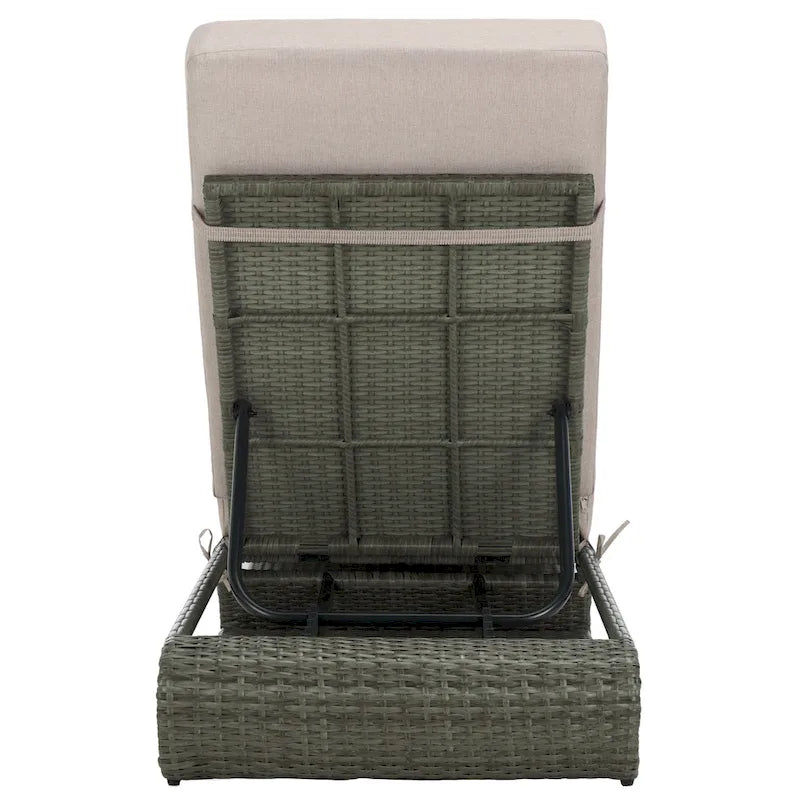 SAFAVIEH Outdoor Vale Chaise Lounge Chair with Cushion - 24W x 78D x 31H