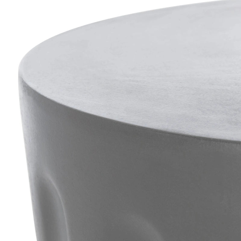 SAFAVIEH Ulya Concrete Indoor/ Outdoor Accent Table - 15.7 x 15.7 x 17.7 - 16Wx16Dx18H